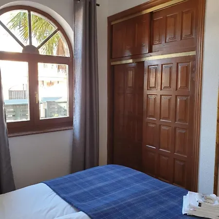 Bed & Breakfast Finca La Montanosa Canalosa Alta